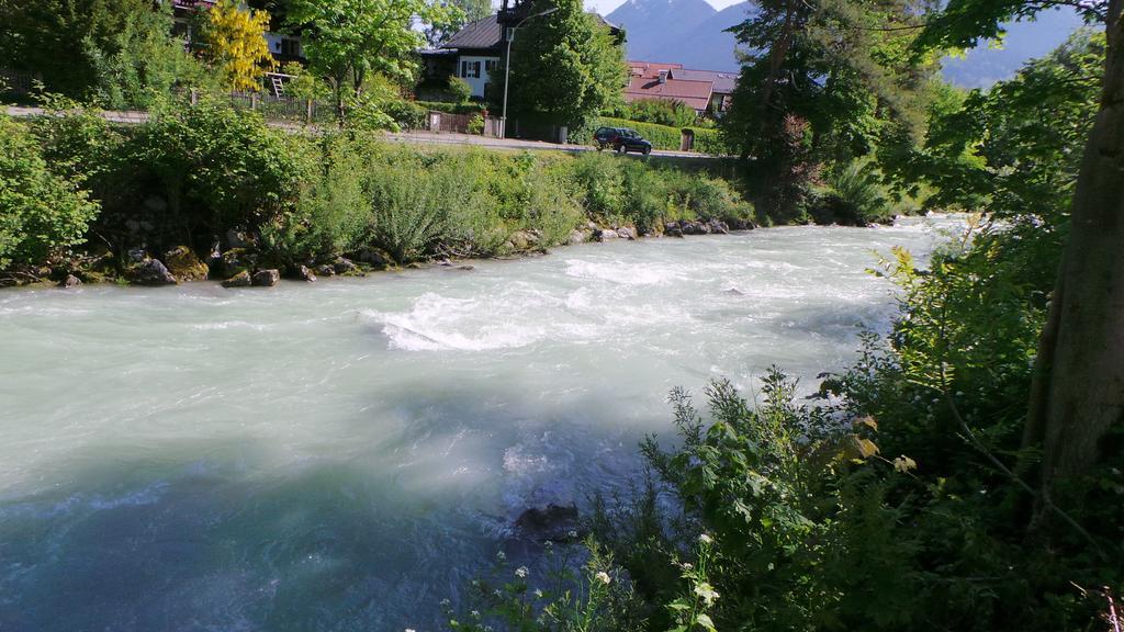 Yeti Lux - Art Appartement Garmisch-Partenkirchen Værelse billede